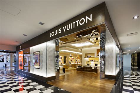 st Louis Vuitton store